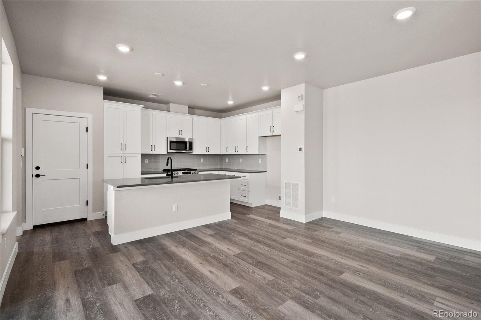 MLS Image #8 for 8741  whiteclover street,littleton, Colorado