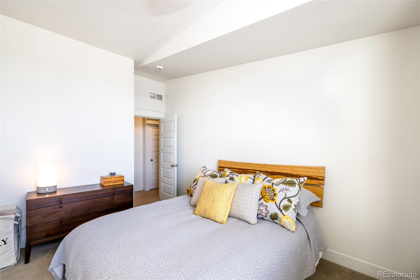 MLS Image #15 for 10341  martin luther king boulevard ,denver, Colorado