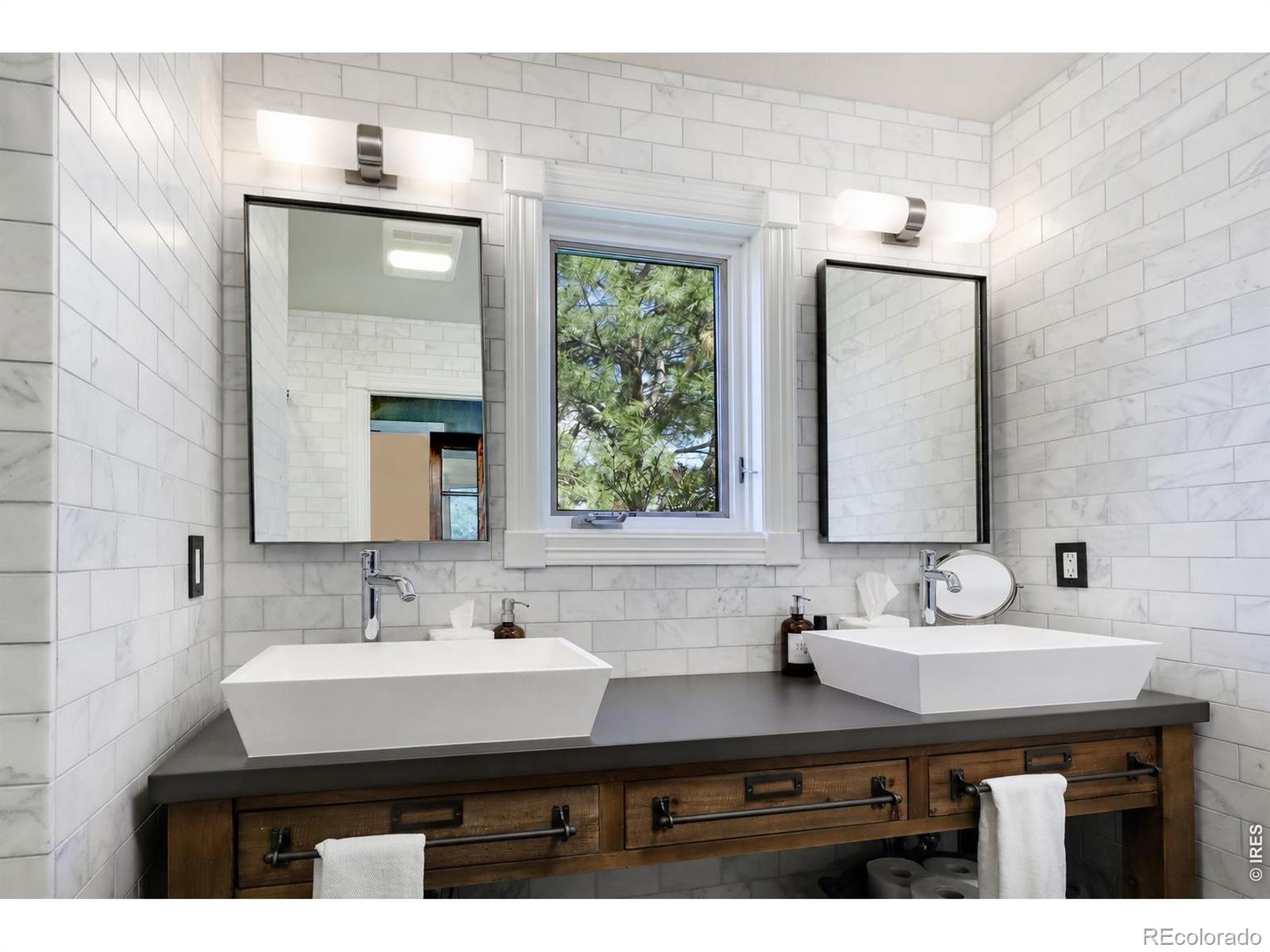 MLS Image #32 for 5575  saint vrain road,longmont, Colorado