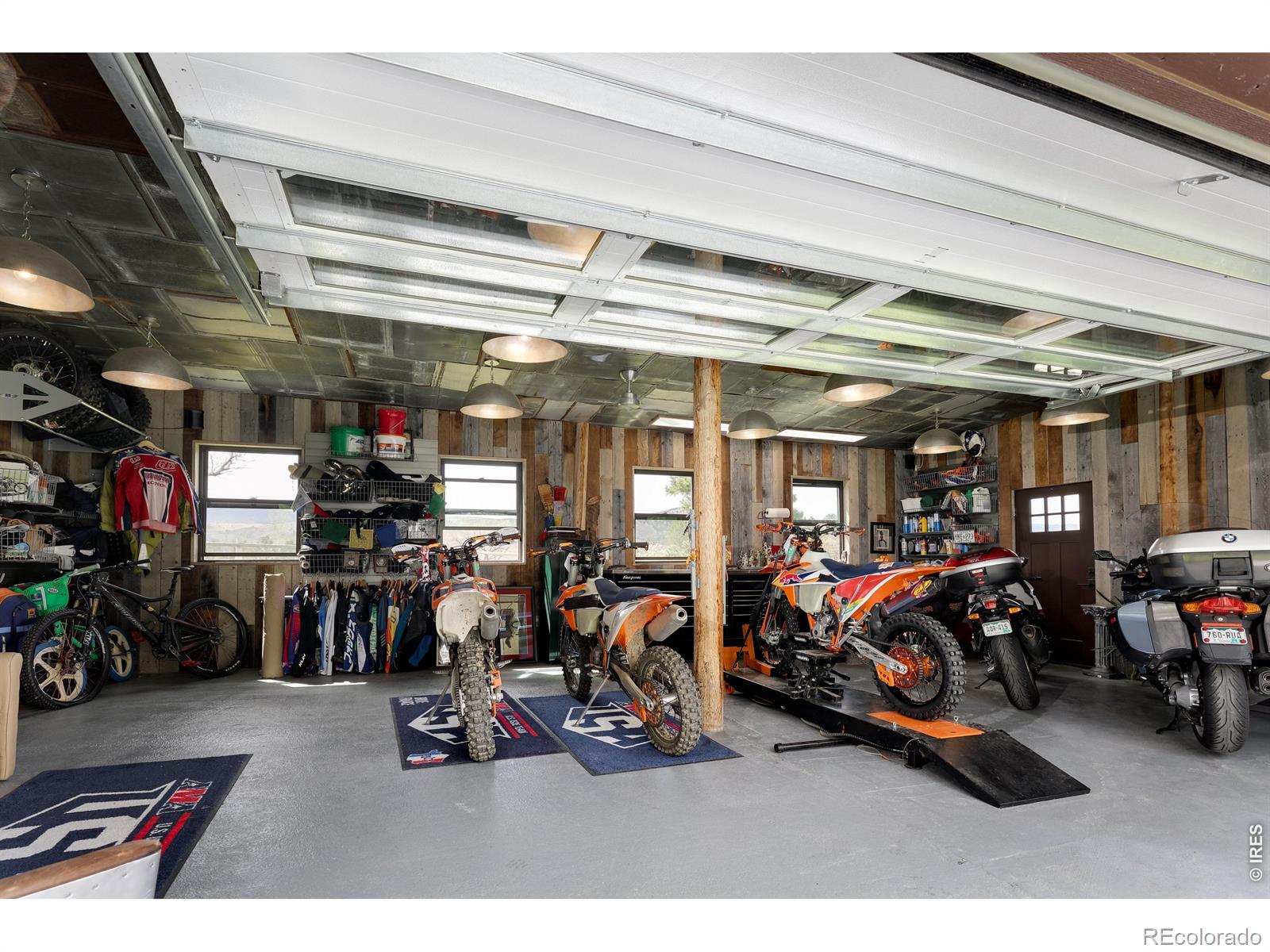 MLS Image #37 for 5575  saint vrain road,longmont, Colorado