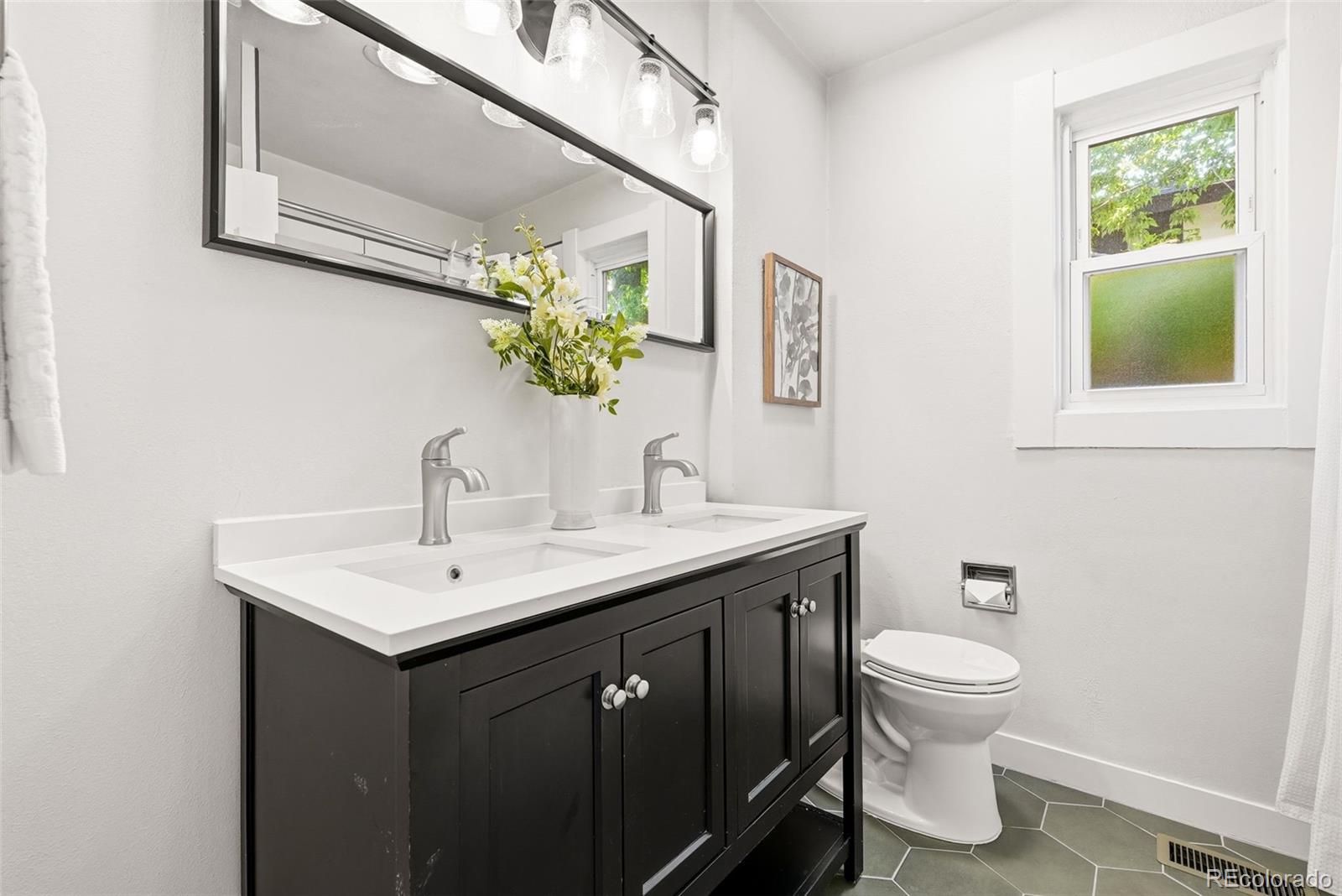 MLS Image #22 for 1660  tamarac street,denver, Colorado