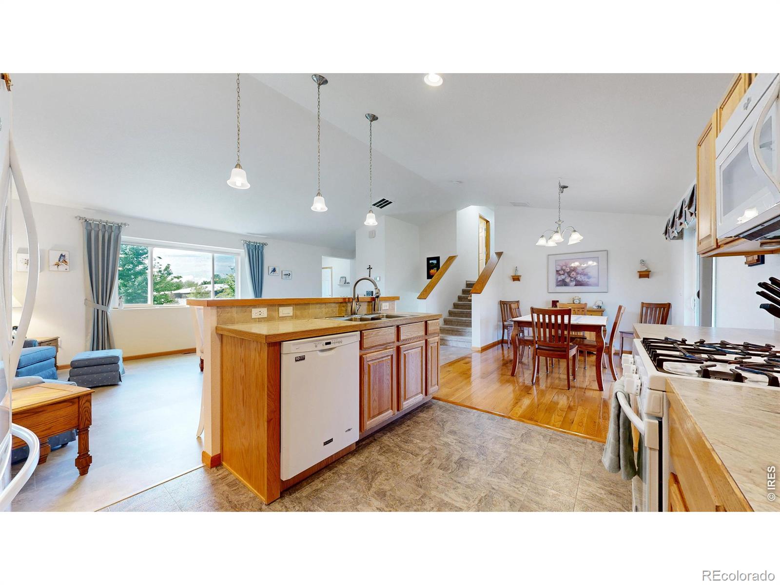 MLS Image #14 for 479 e 27th street,loveland, Colorado