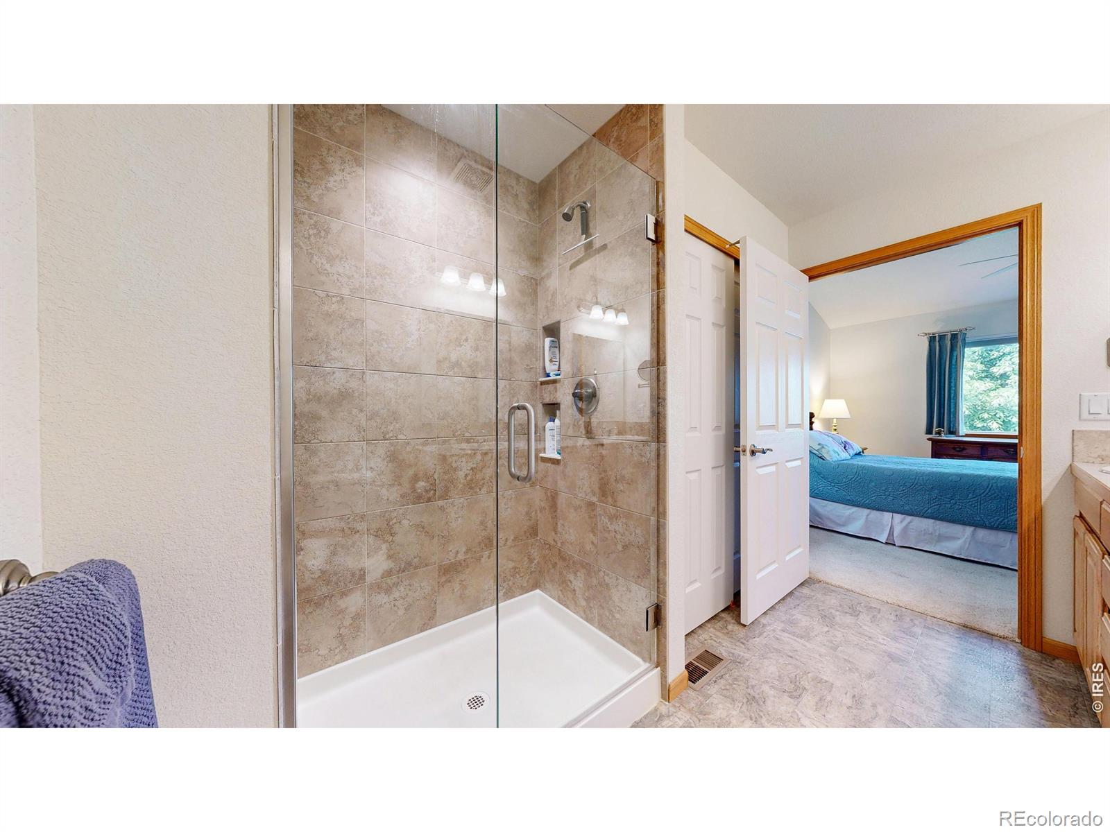 MLS Image #21 for 479 e 27th street,loveland, Colorado