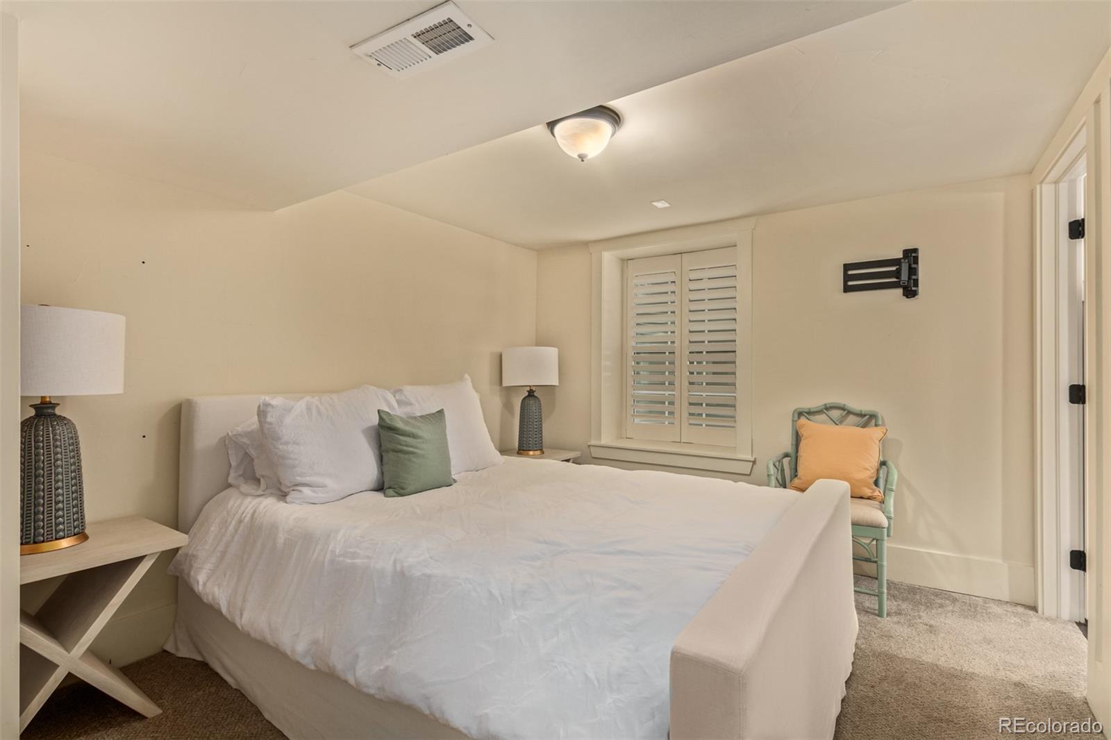MLS Image #34 for 545 s race street,denver, Colorado