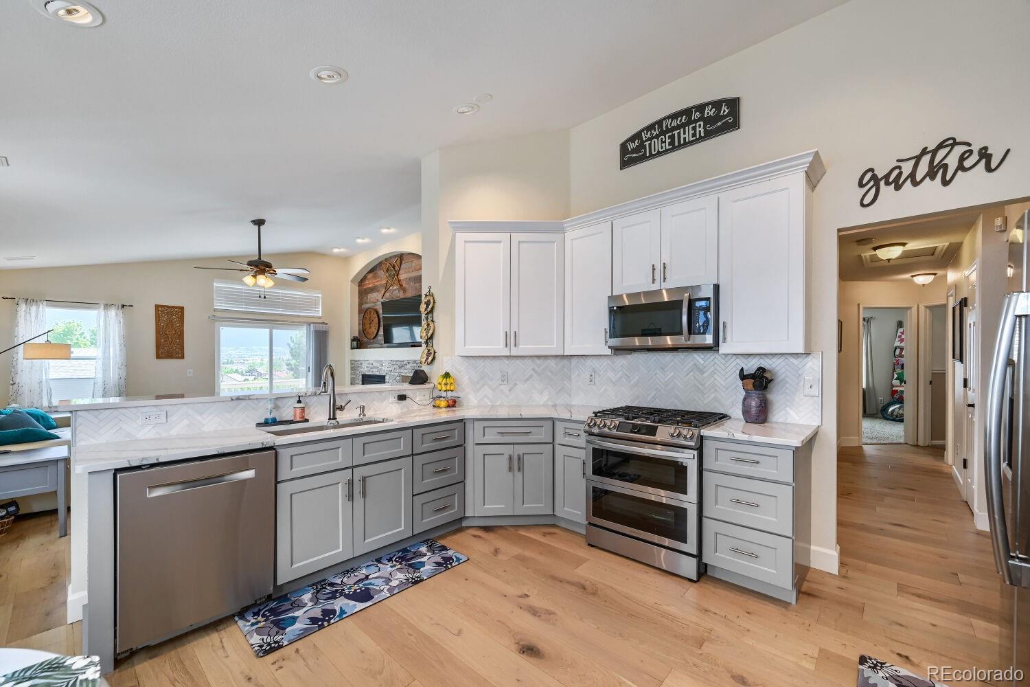 MLS Image #3 for 1308  rosemary drive,castle rock, Colorado
