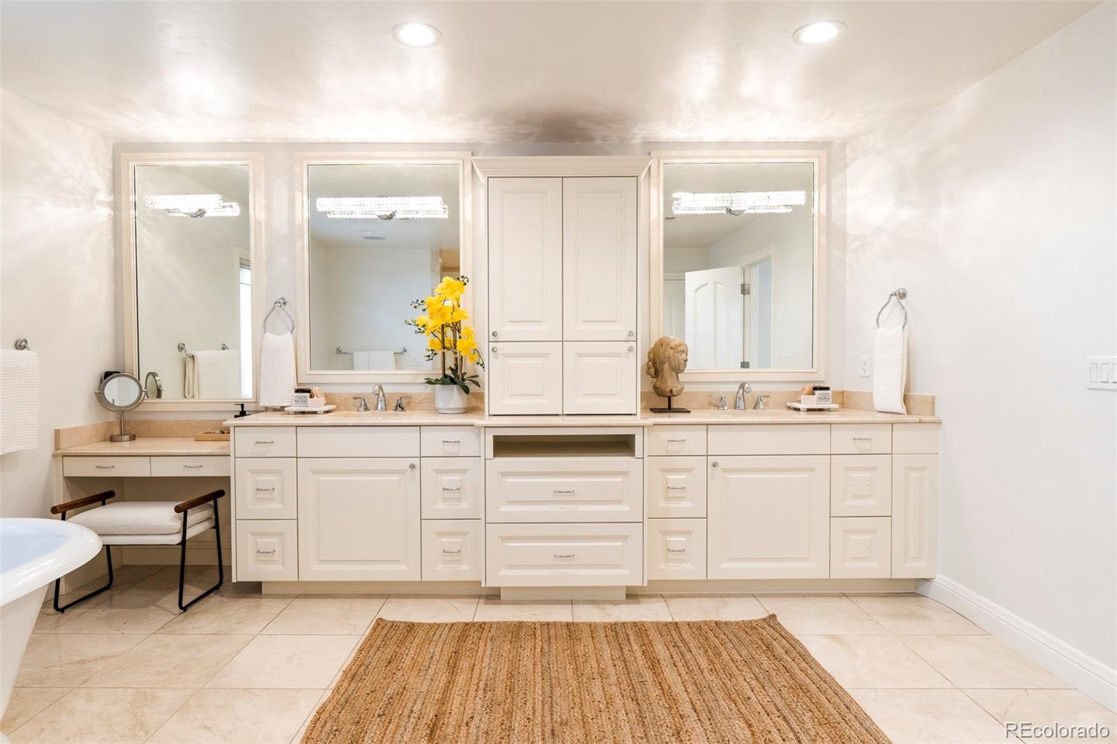 MLS Image #33 for 850 s saint paul street,denver, Colorado