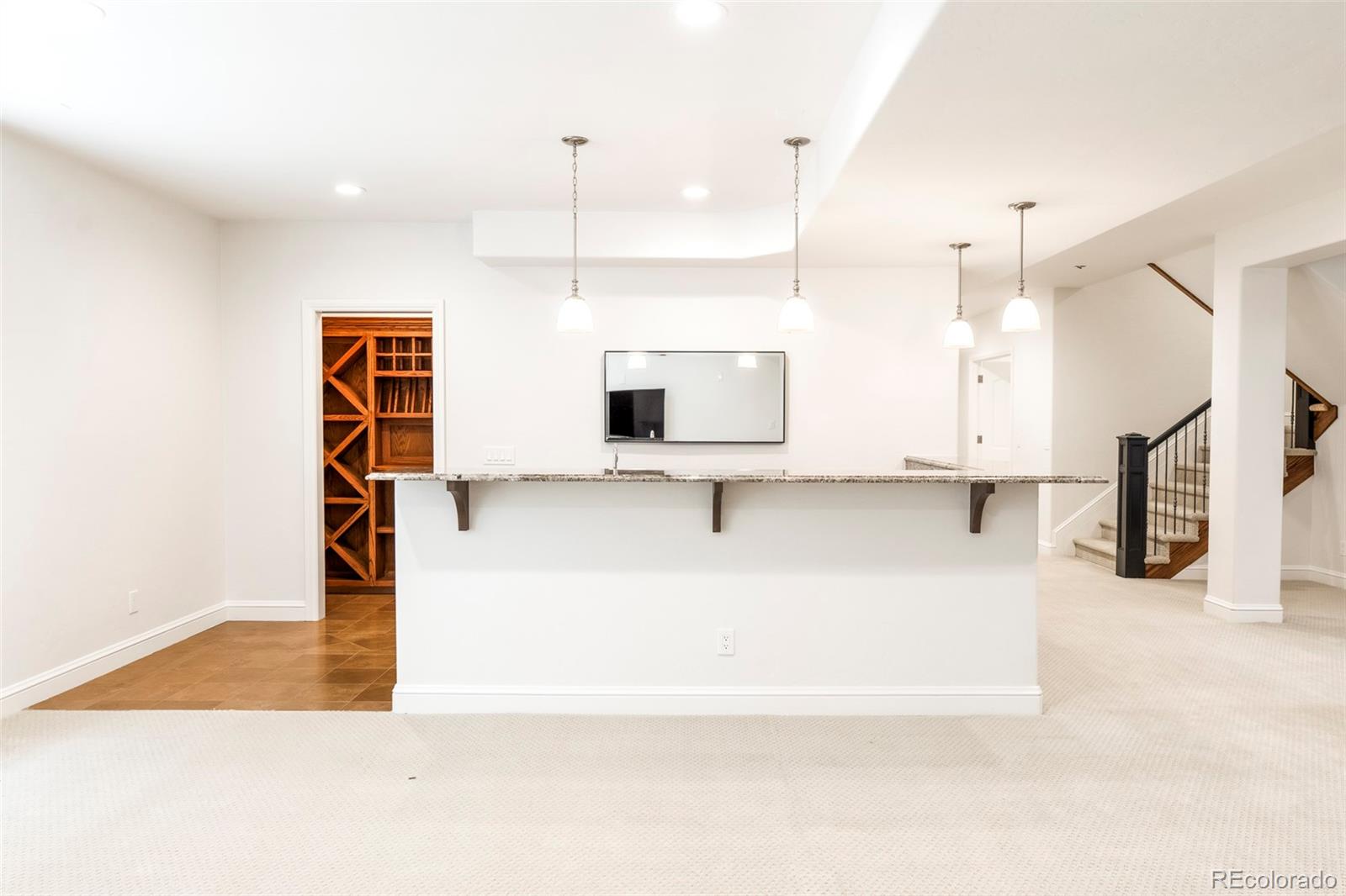 MLS Image #42 for 850 s saint paul street,denver, Colorado