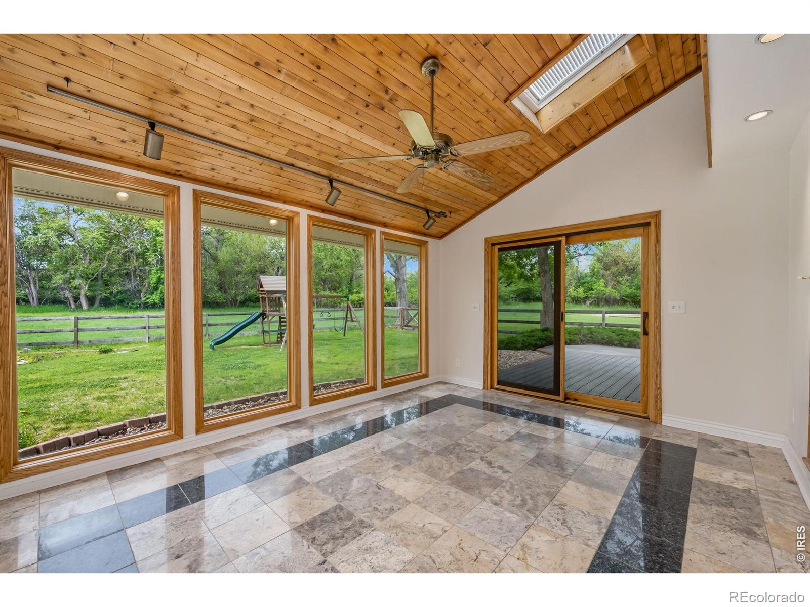 MLS Image #19 for 800  grove court,loveland, Colorado