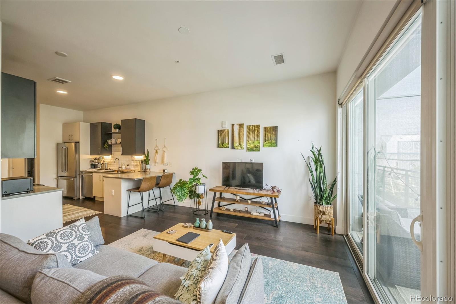 MLS Image #7 for 2525  arapahoe street,denver, Colorado