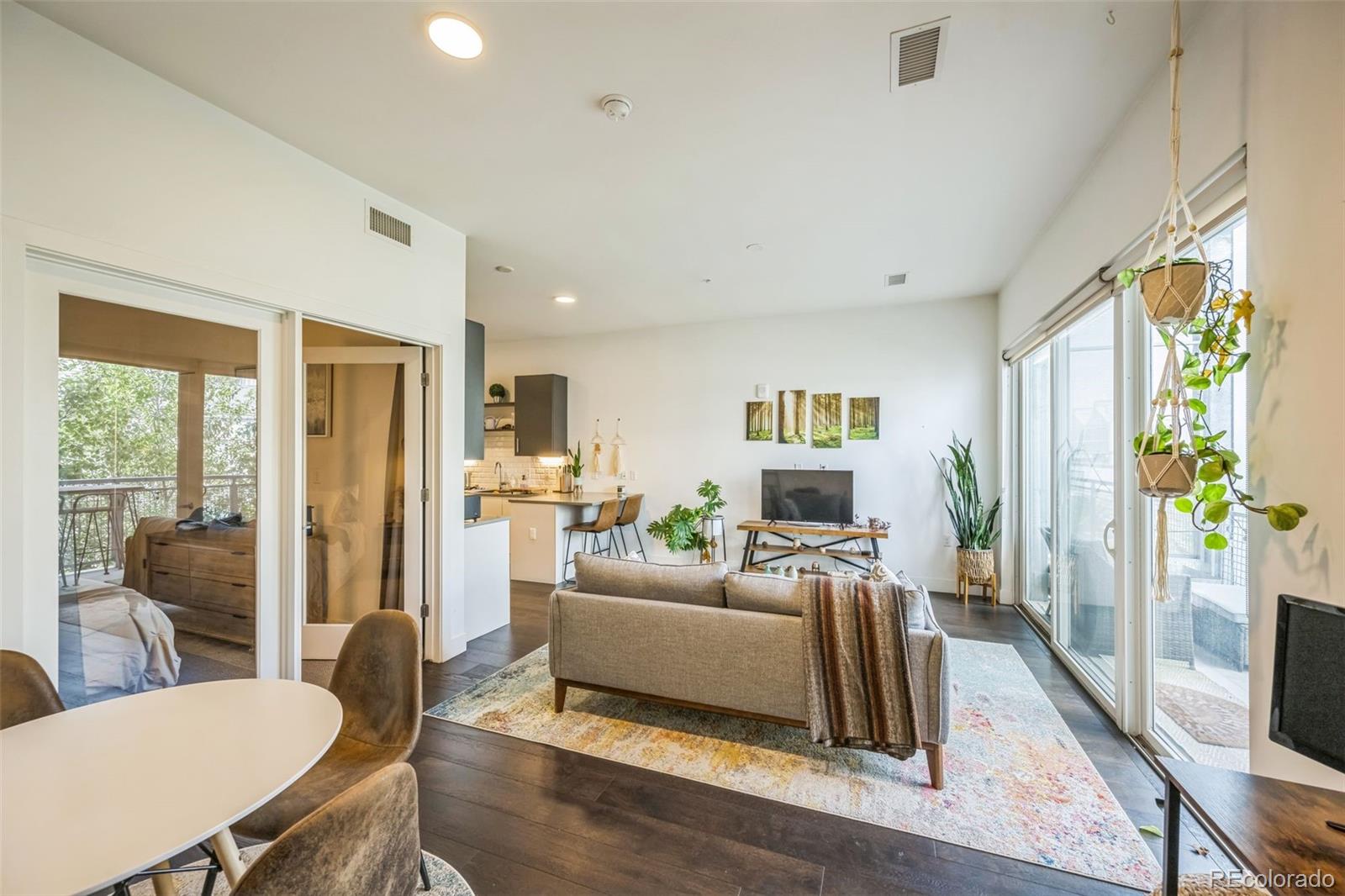 MLS Image #9 for 2525  arapahoe street,denver, Colorado