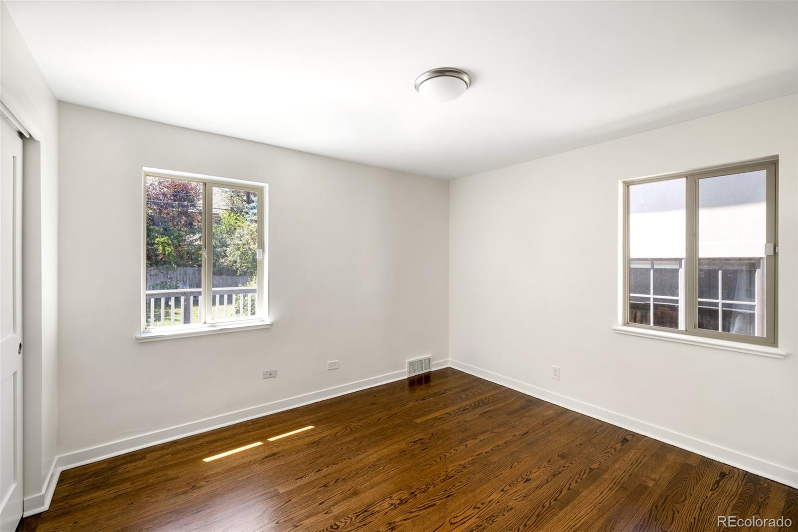 MLS Image #16 for 351  elm street,denver, Colorado