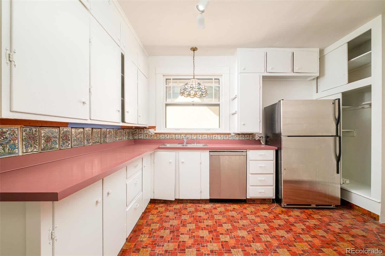 MLS Image #15 for 674  steele street,denver, Colorado