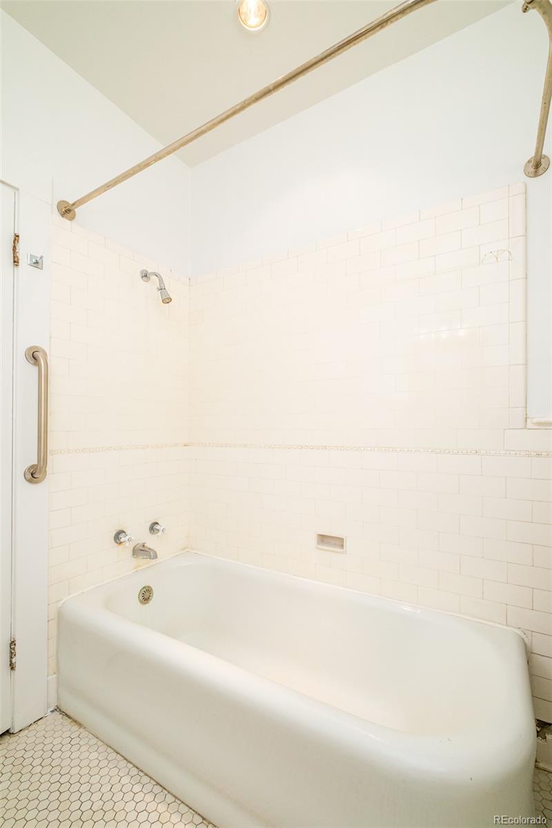 MLS Image #25 for 674  steele street,denver, Colorado
