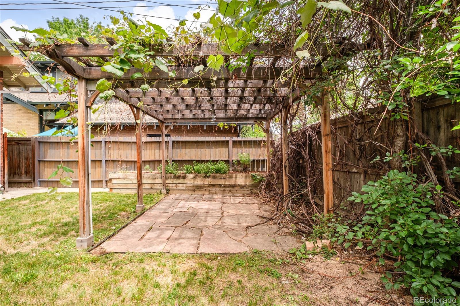 MLS Image #3 for 674  steele street,denver, Colorado