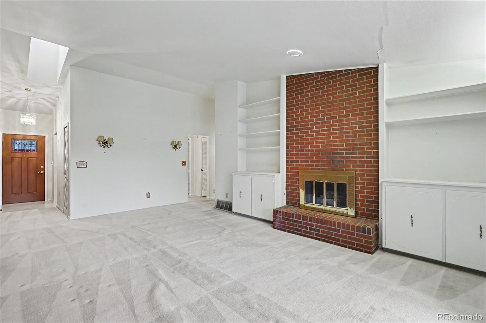 MLS Image #5 for 538  lakewood circle,colorado springs, Colorado