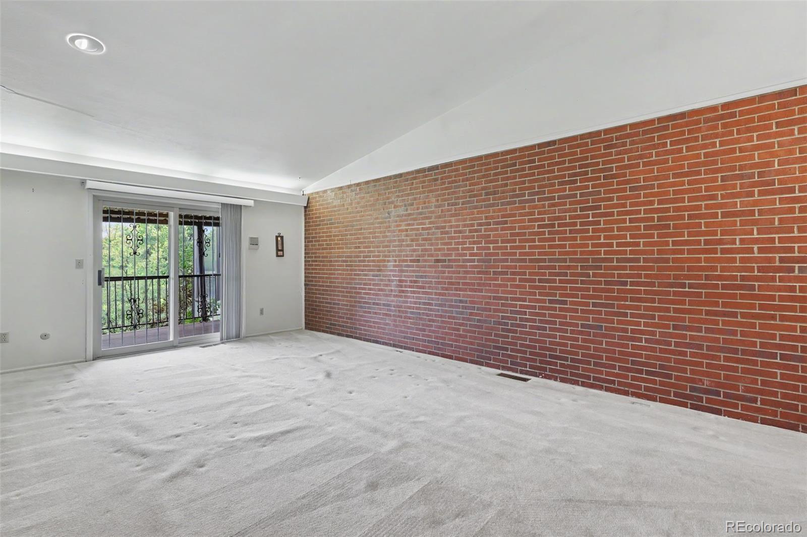 MLS Image #7 for 538  lakewood circle,colorado springs, Colorado