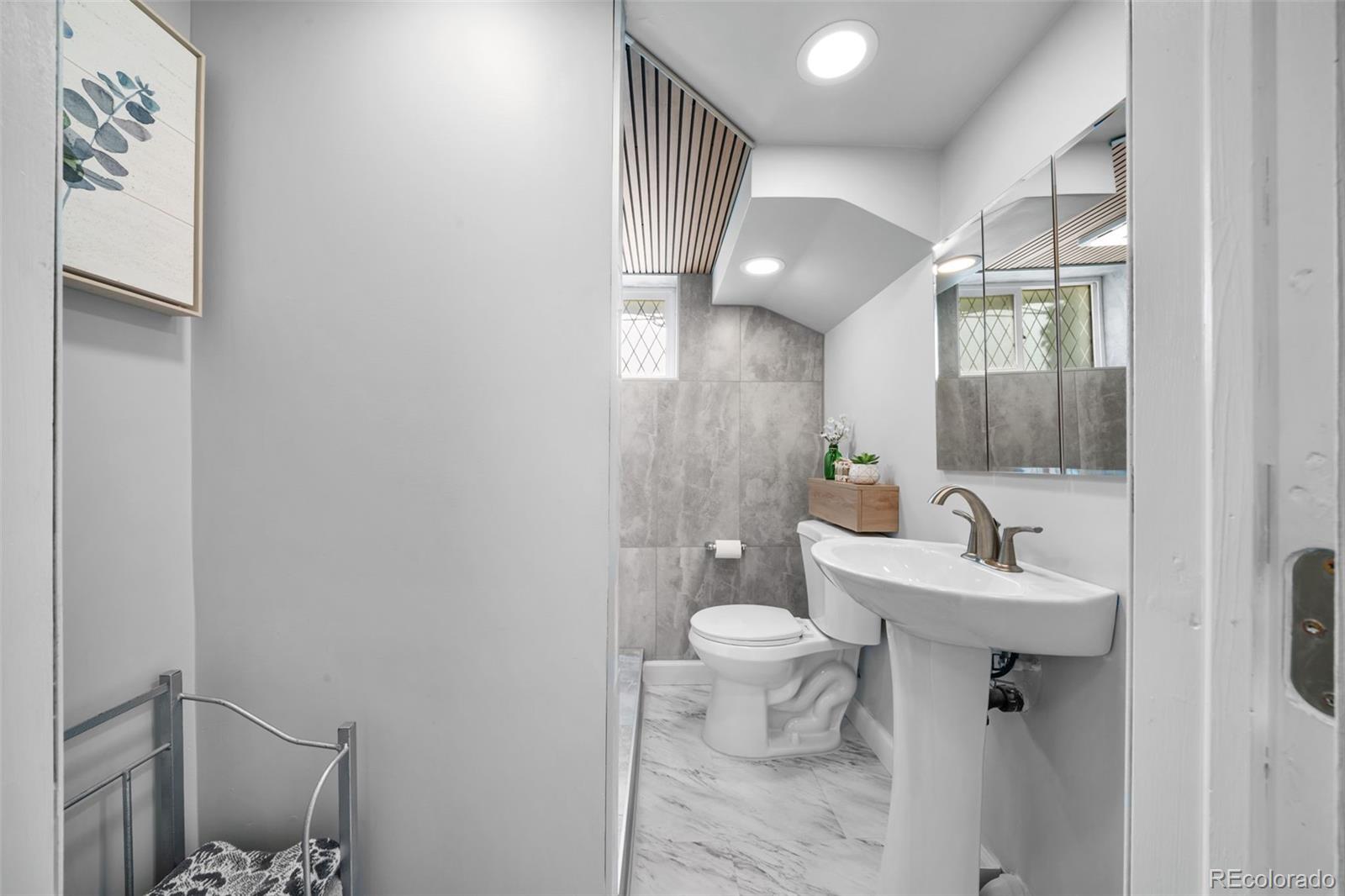 MLS Image #19 for 3628 s pennsylvania street,englewood, Colorado