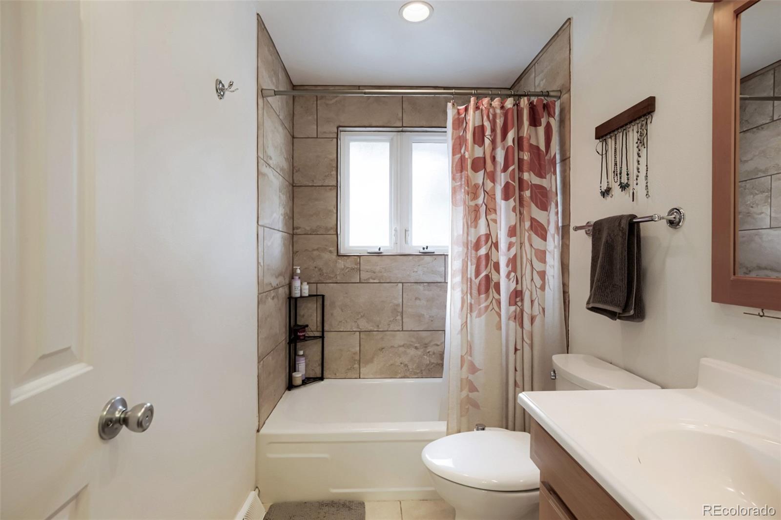 MLS Image #10 for 5125  zinnia court,arvada, Colorado