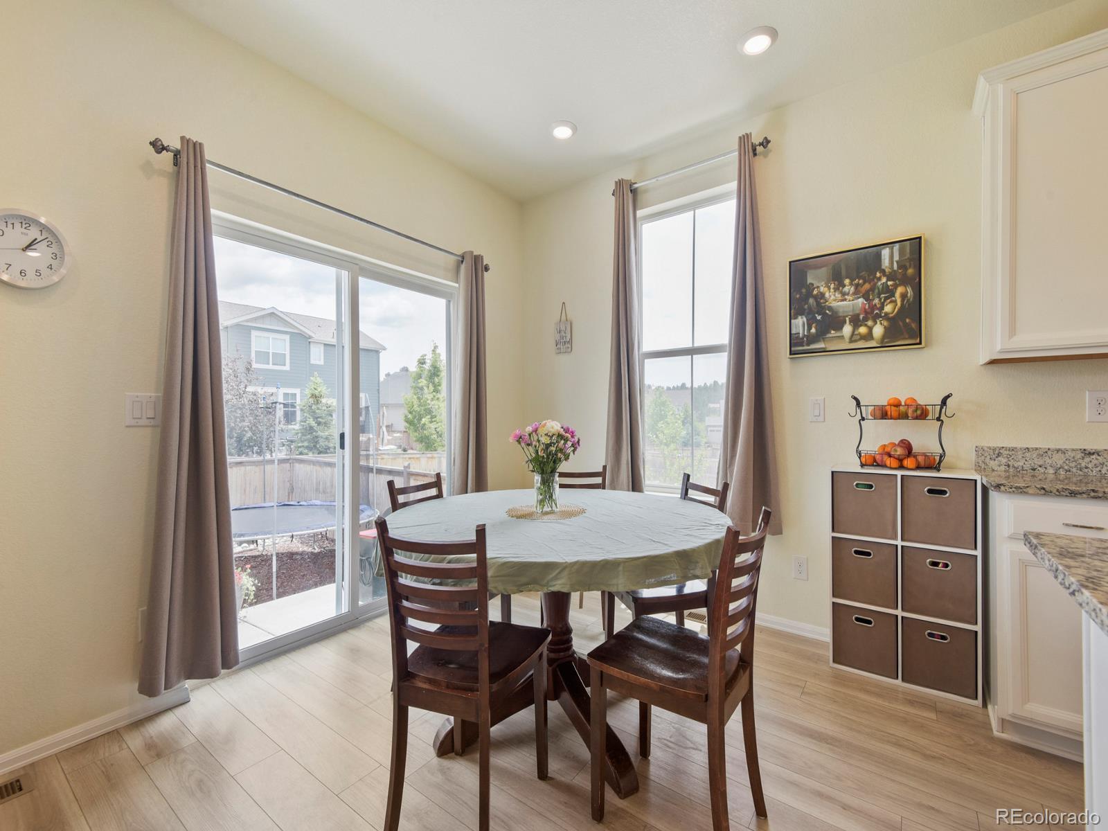 MLS Image #10 for 924  peach leaf lane,elizabeth, Colorado