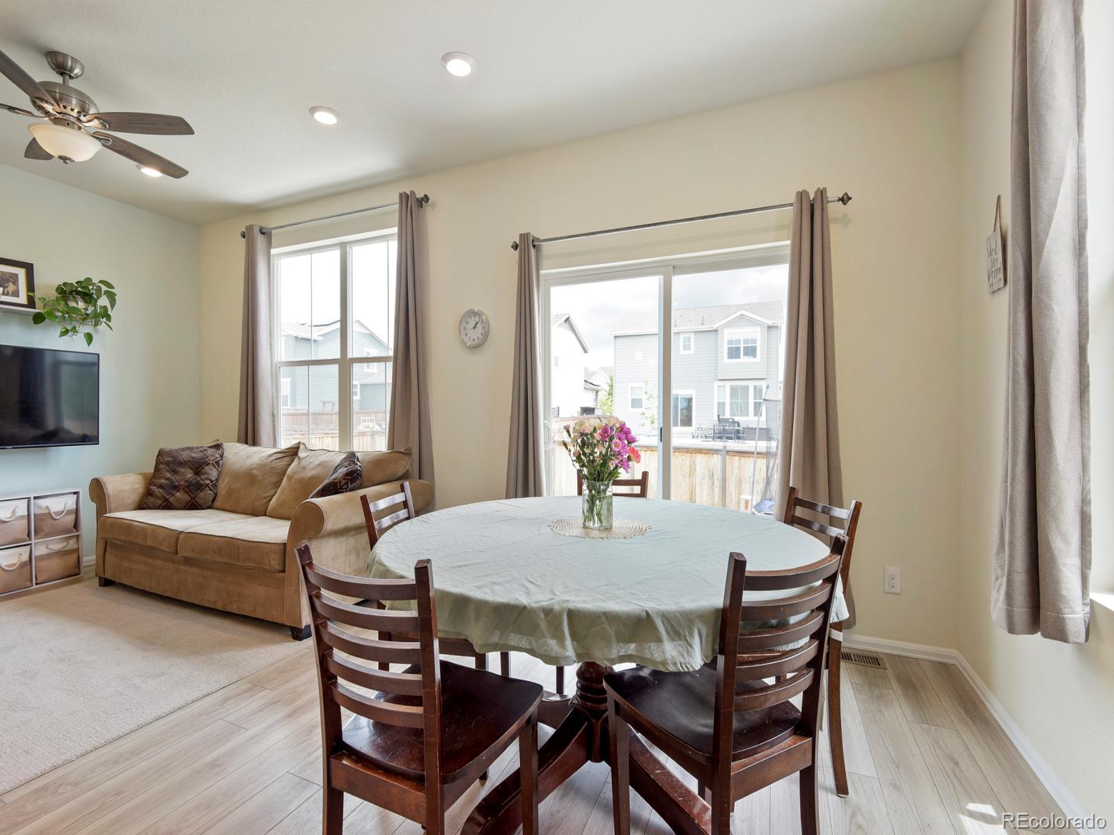 MLS Image #11 for 924  peach leaf lane,elizabeth, Colorado