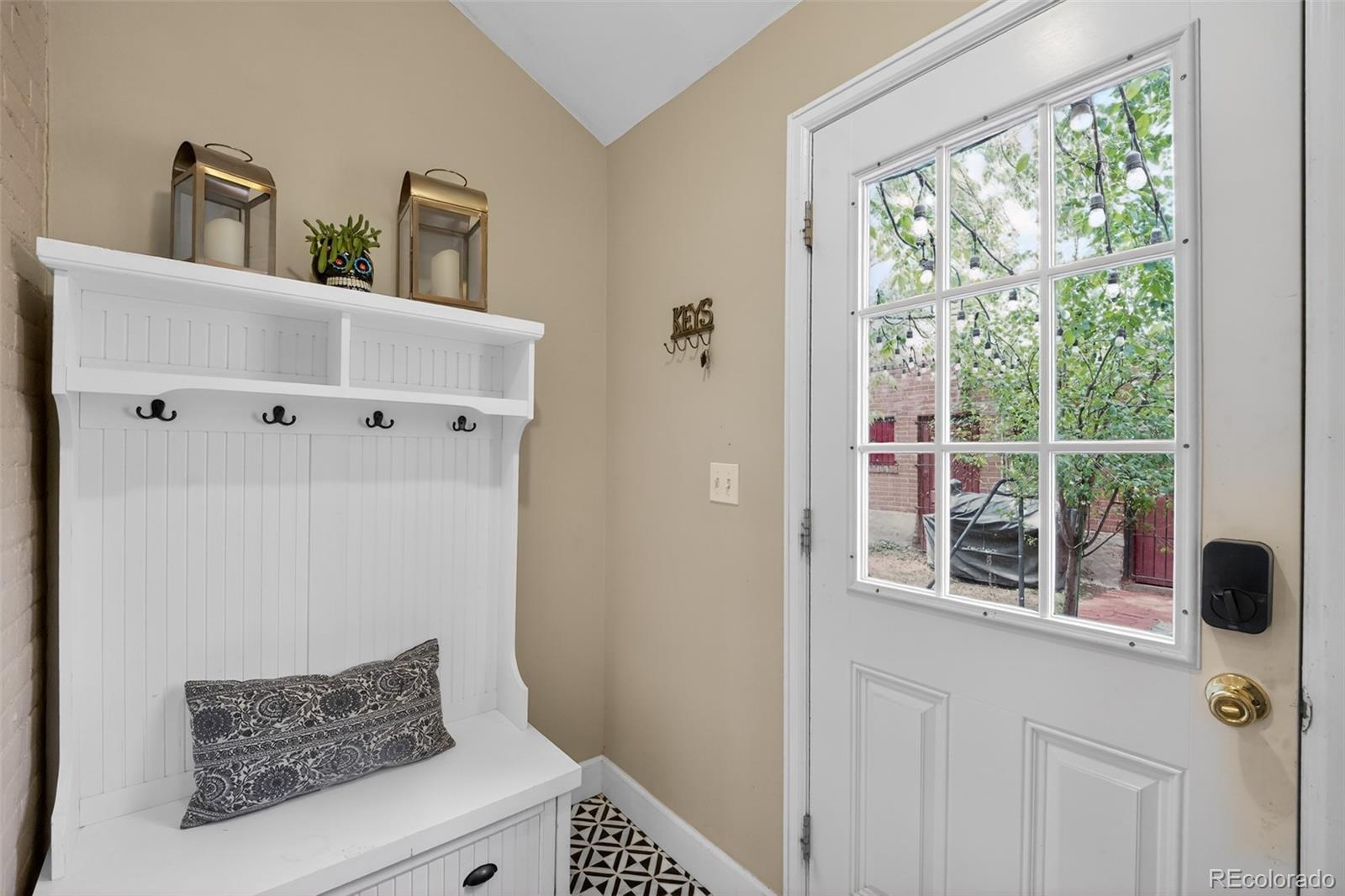 MLS Image #27 for 2129 n downing street,denver, Colorado
