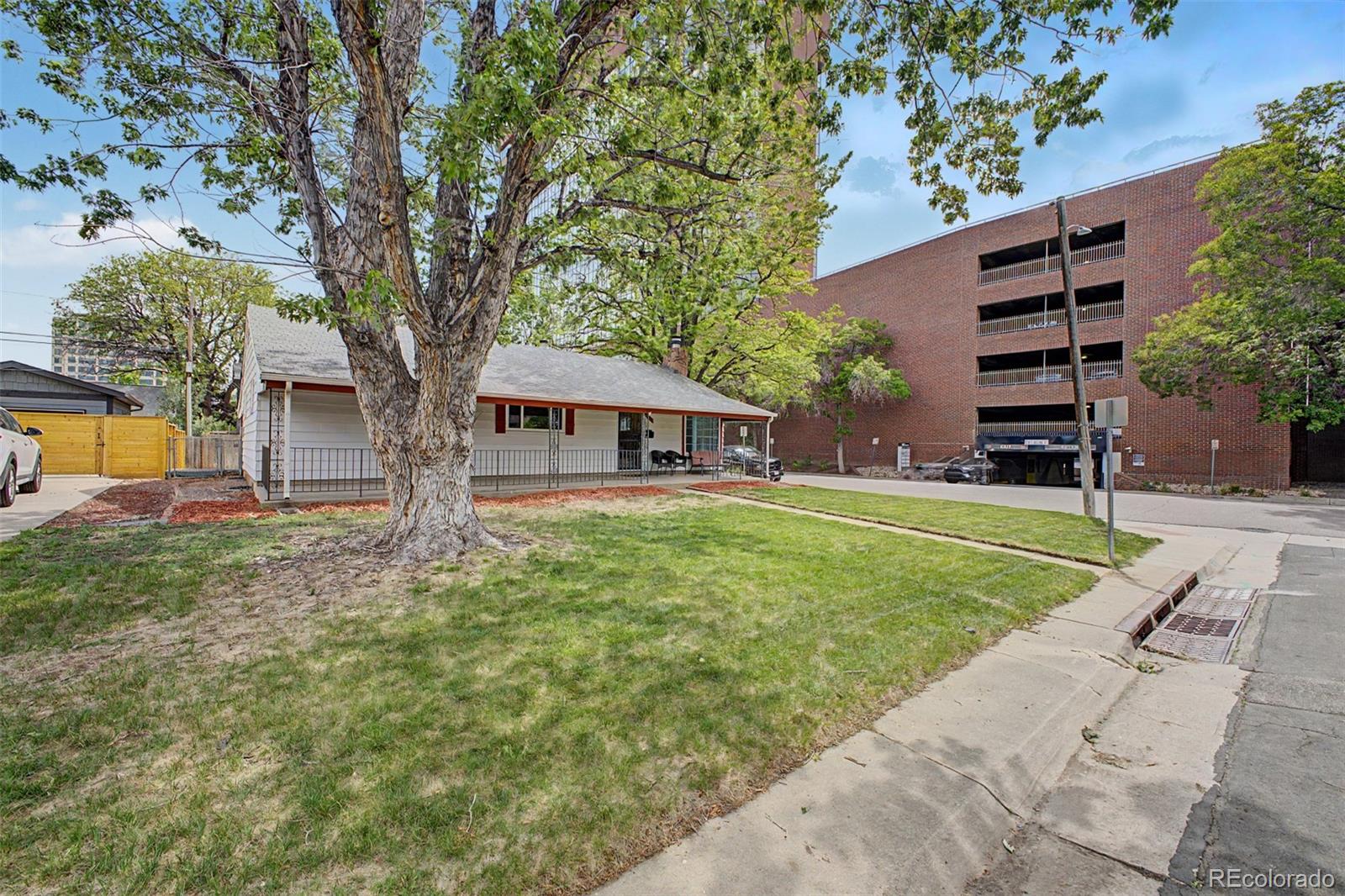 MLS Image #21 for 4300 e utah place,denver, Colorado