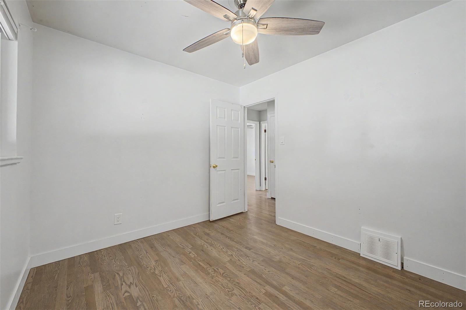 MLS Image #38 for 4300 e utah place,denver, Colorado