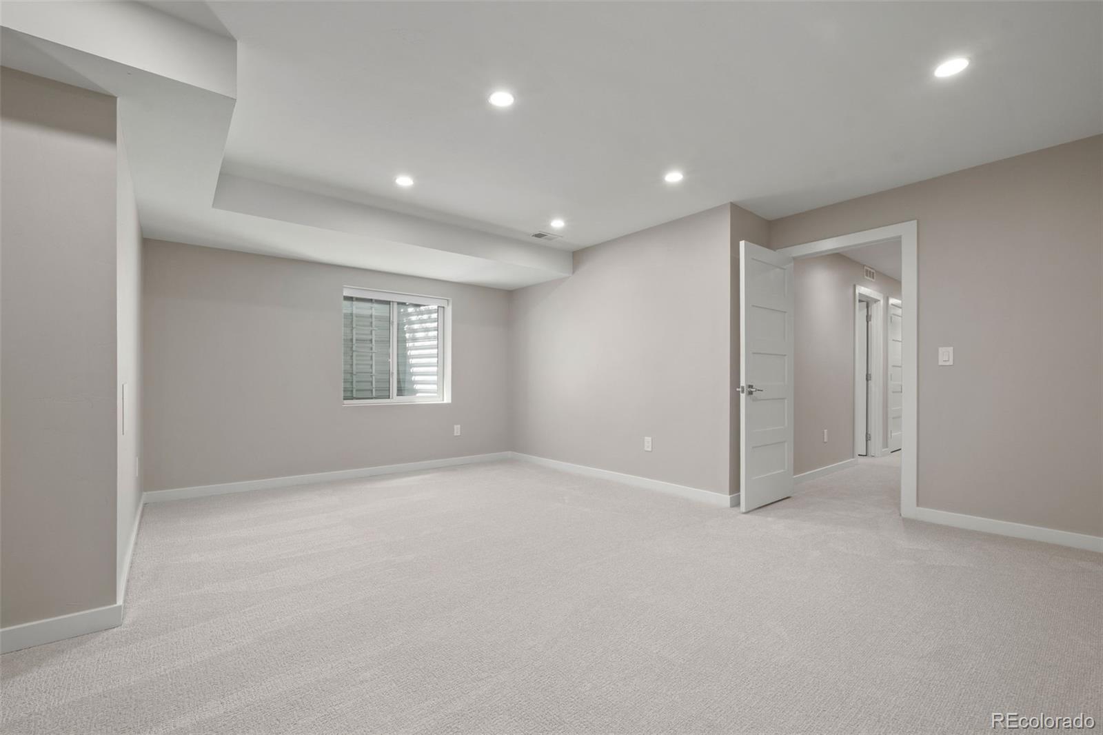 MLS Image #41 for 1239  newton street,denver, Colorado