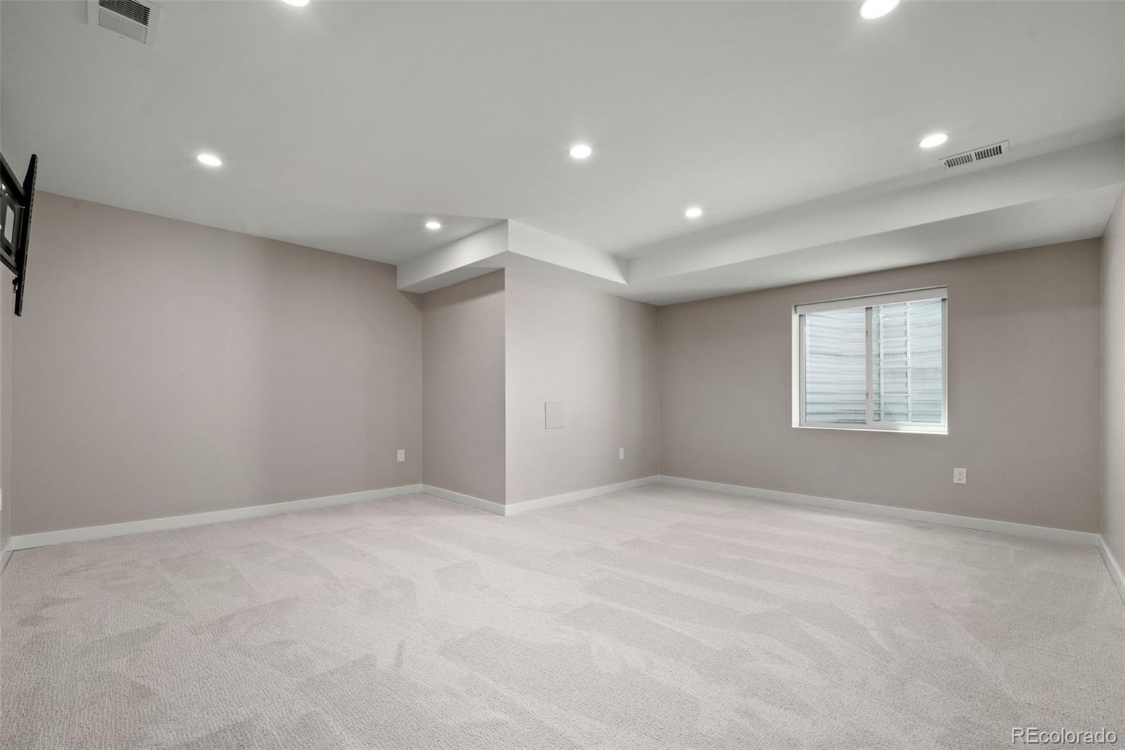 MLS Image #42 for 1239  newton street,denver, Colorado