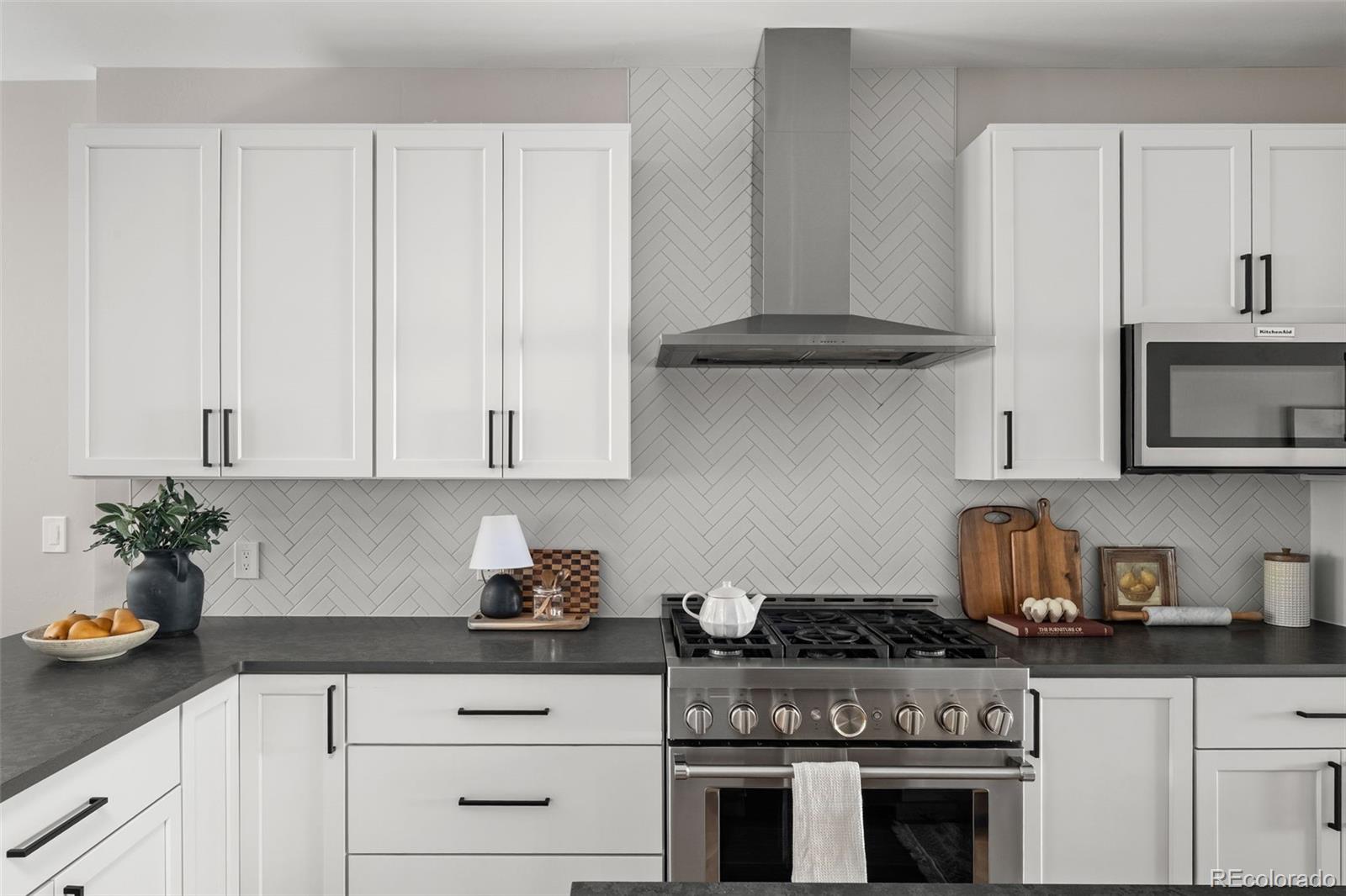 MLS Image #7 for 1239  newton street,denver, Colorado