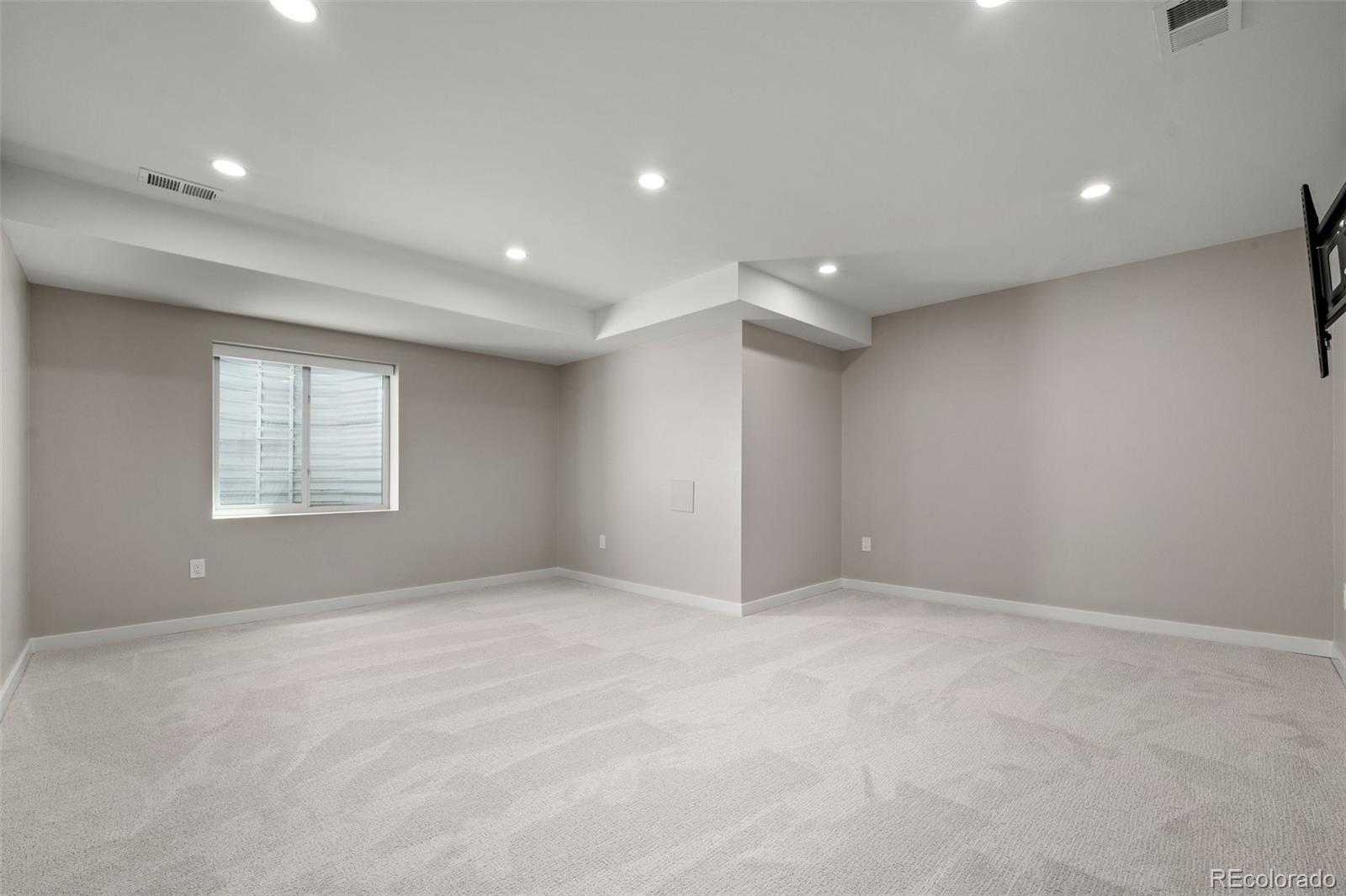 MLS Image #41 for 1243  newton street,denver, Colorado