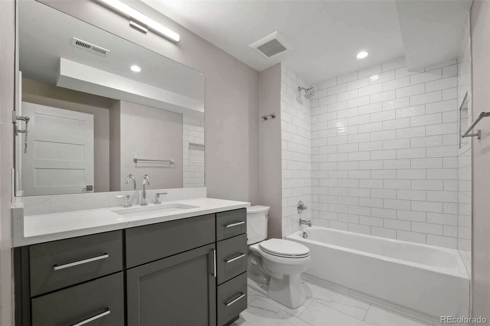 MLS Image #42 for 1243  newton street,denver, Colorado