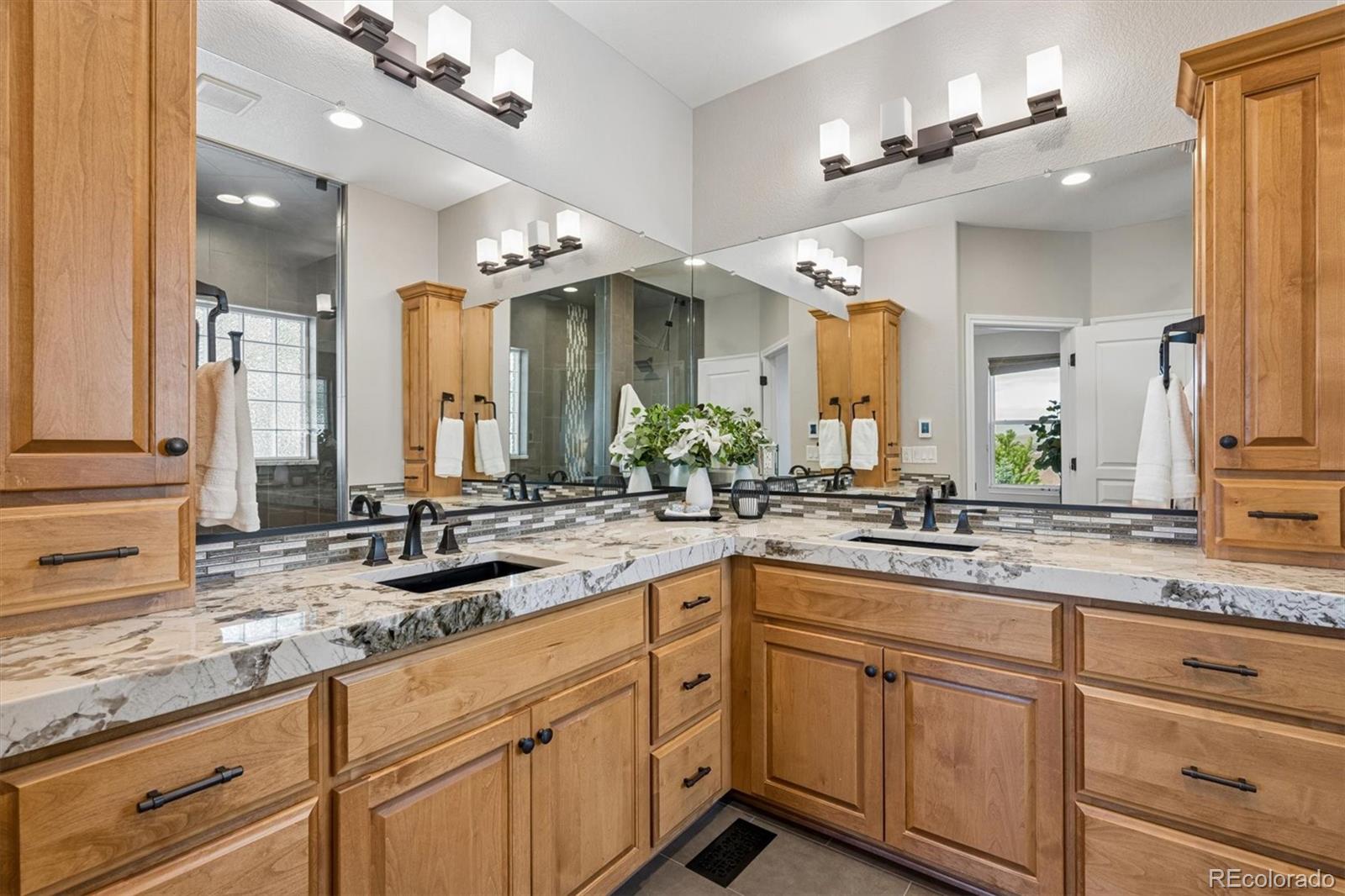MLS Image #18 for 13911 w 87th drive,arvada, Colorado