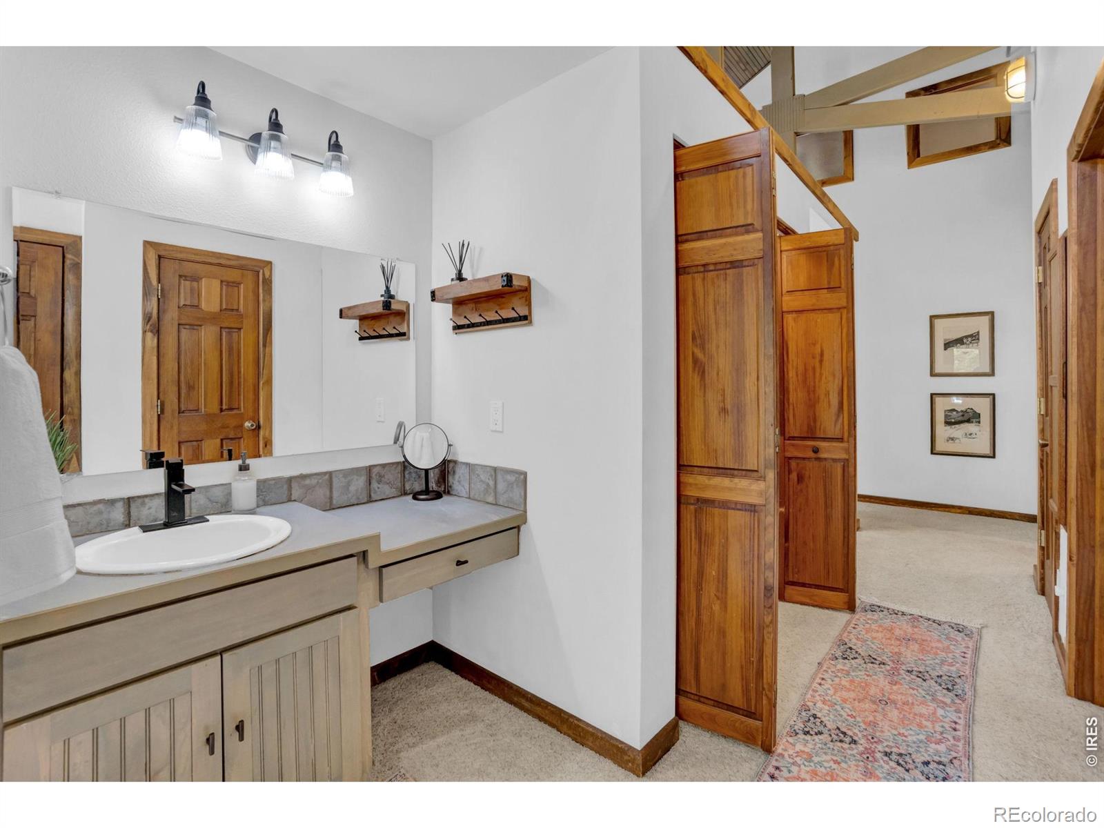 MLS Image #16 for 13910 n saint vrain drive,lyons, Colorado