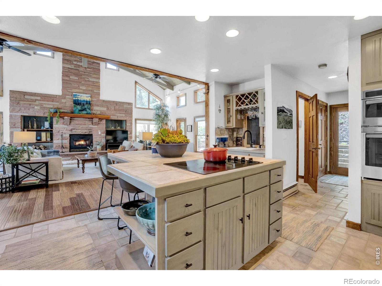 MLS Image #7 for 13910 n saint vrain drive,lyons, Colorado