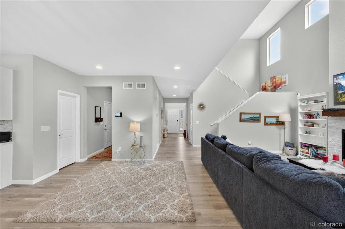 MLS Image #10 for 23914 e rocky top place,aurora, Colorado