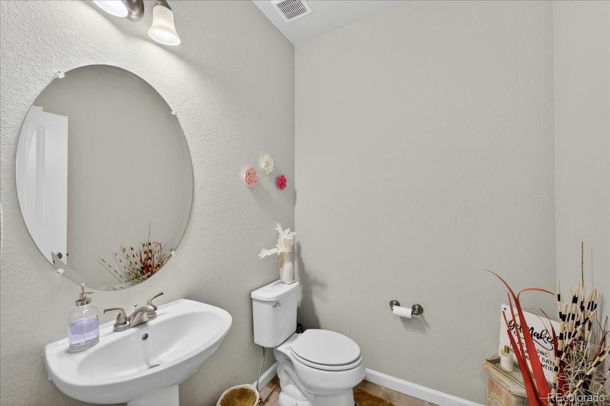 MLS Image #7 for 23914 e rocky top place,aurora, Colorado
