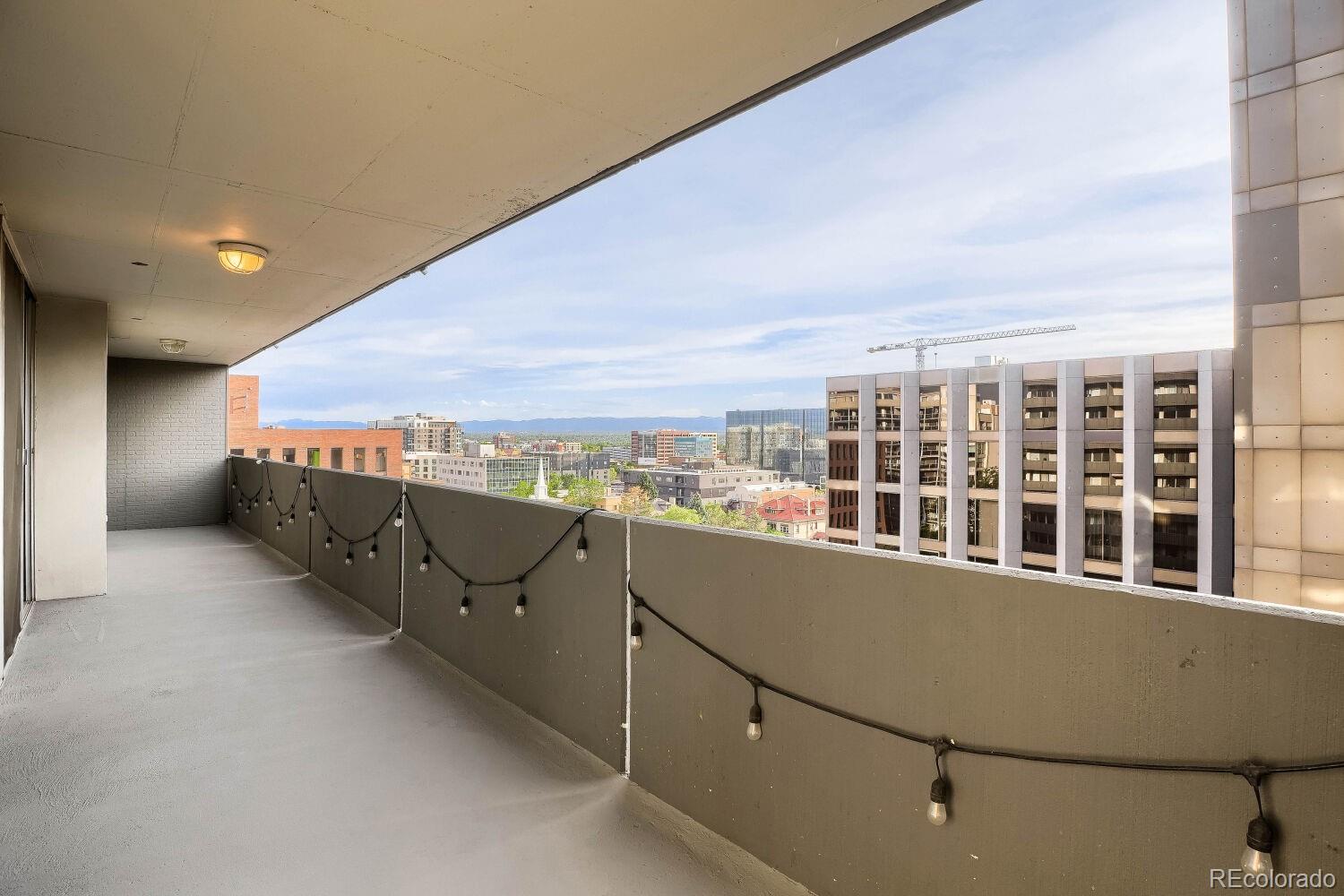 MLS Image #12 for 909 n logan street,denver, Colorado
