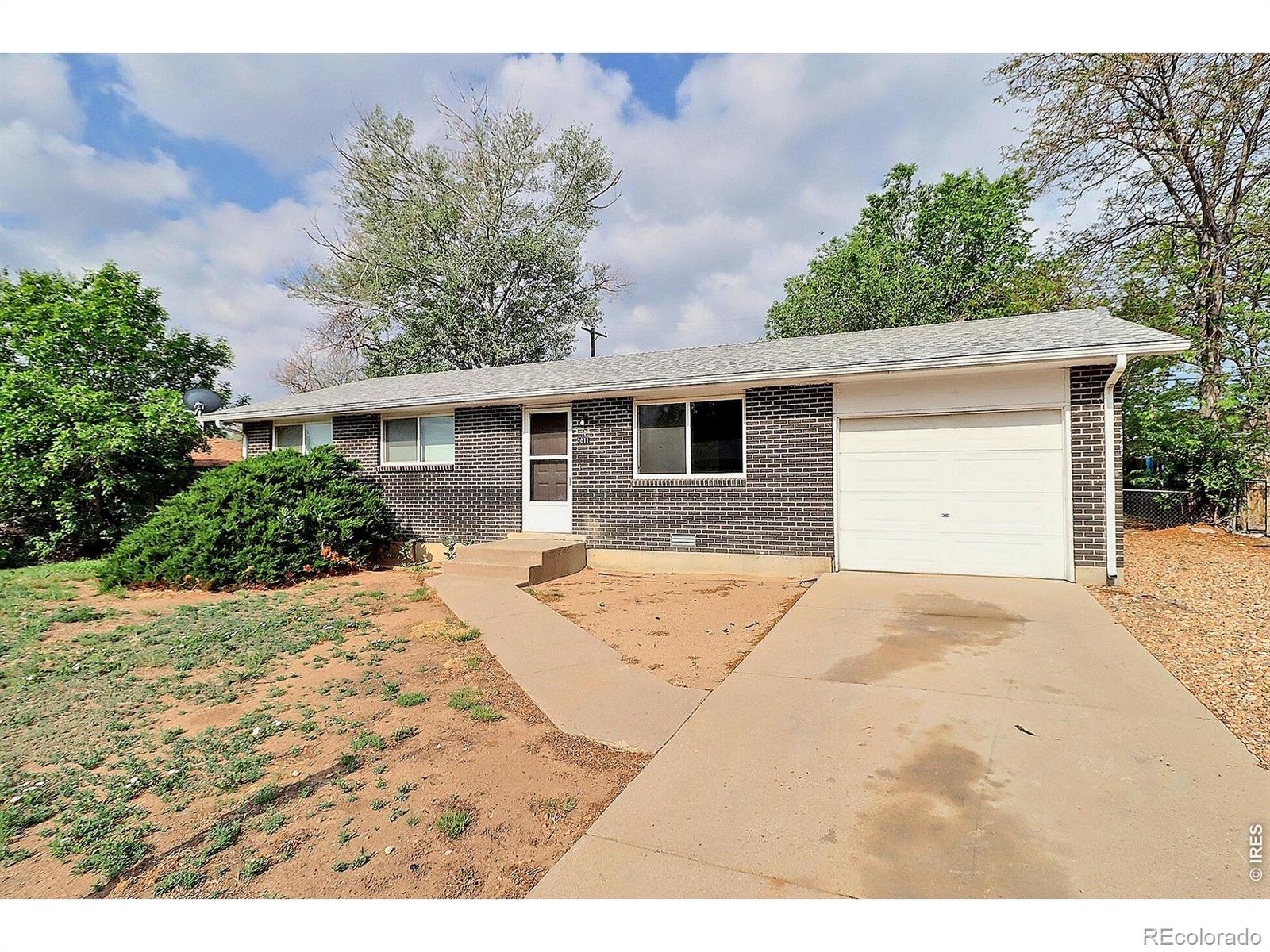 MLS Image #2 for 3011  lakeside drive,evans, Colorado