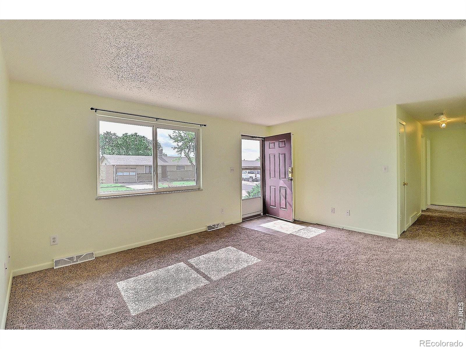 MLS Image #5 for 3011  lakeside drive,evans, Colorado