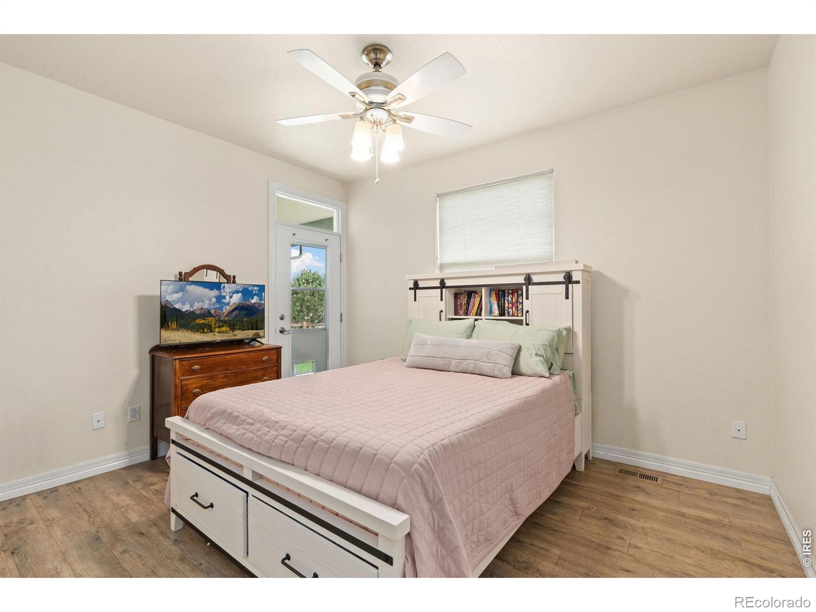 MLS Image #38 for 7182  lakota lakes road,johnstown, Colorado