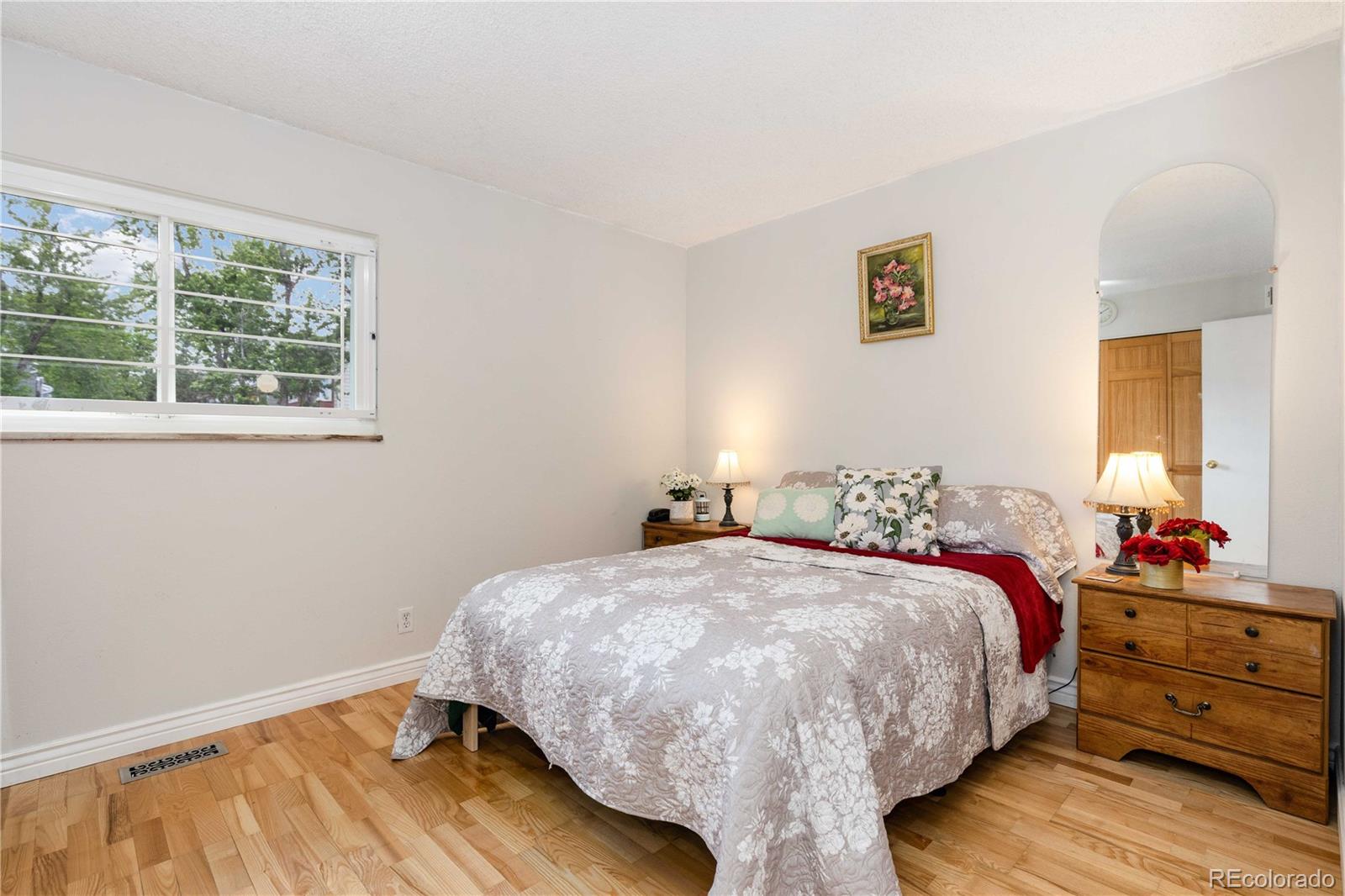 MLS Image #12 for 6650 e arizona avenue,denver, Colorado