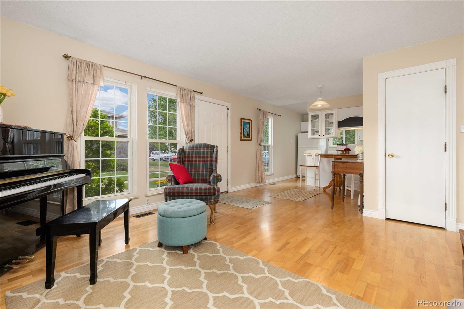 MLS Image #7 for 6650 e arizona avenue,denver, Colorado
