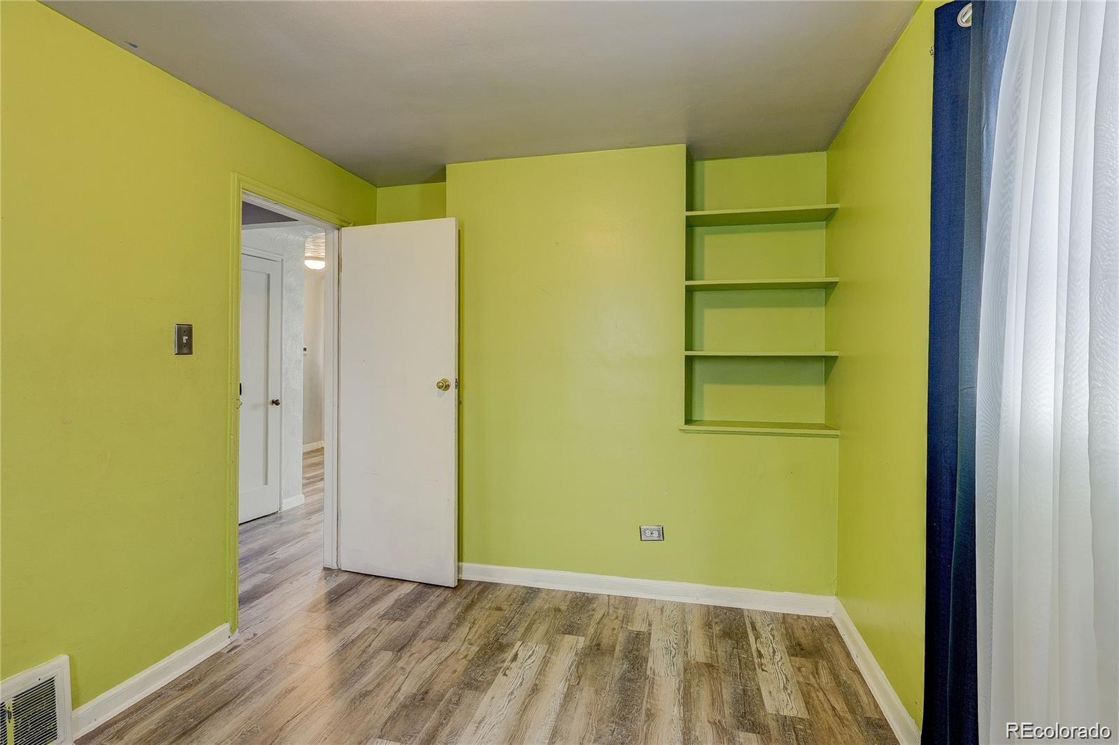 MLS Image #13 for 3398  newport street,denver, Colorado