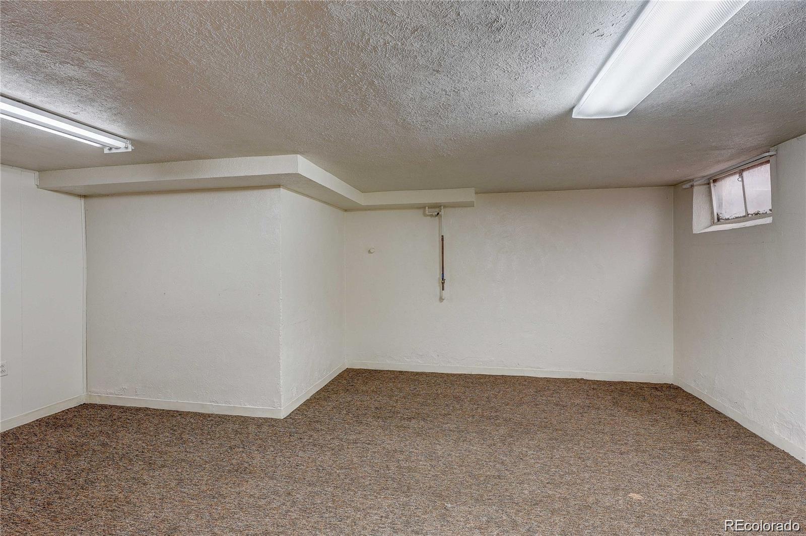 MLS Image #15 for 3398  newport street,denver, Colorado