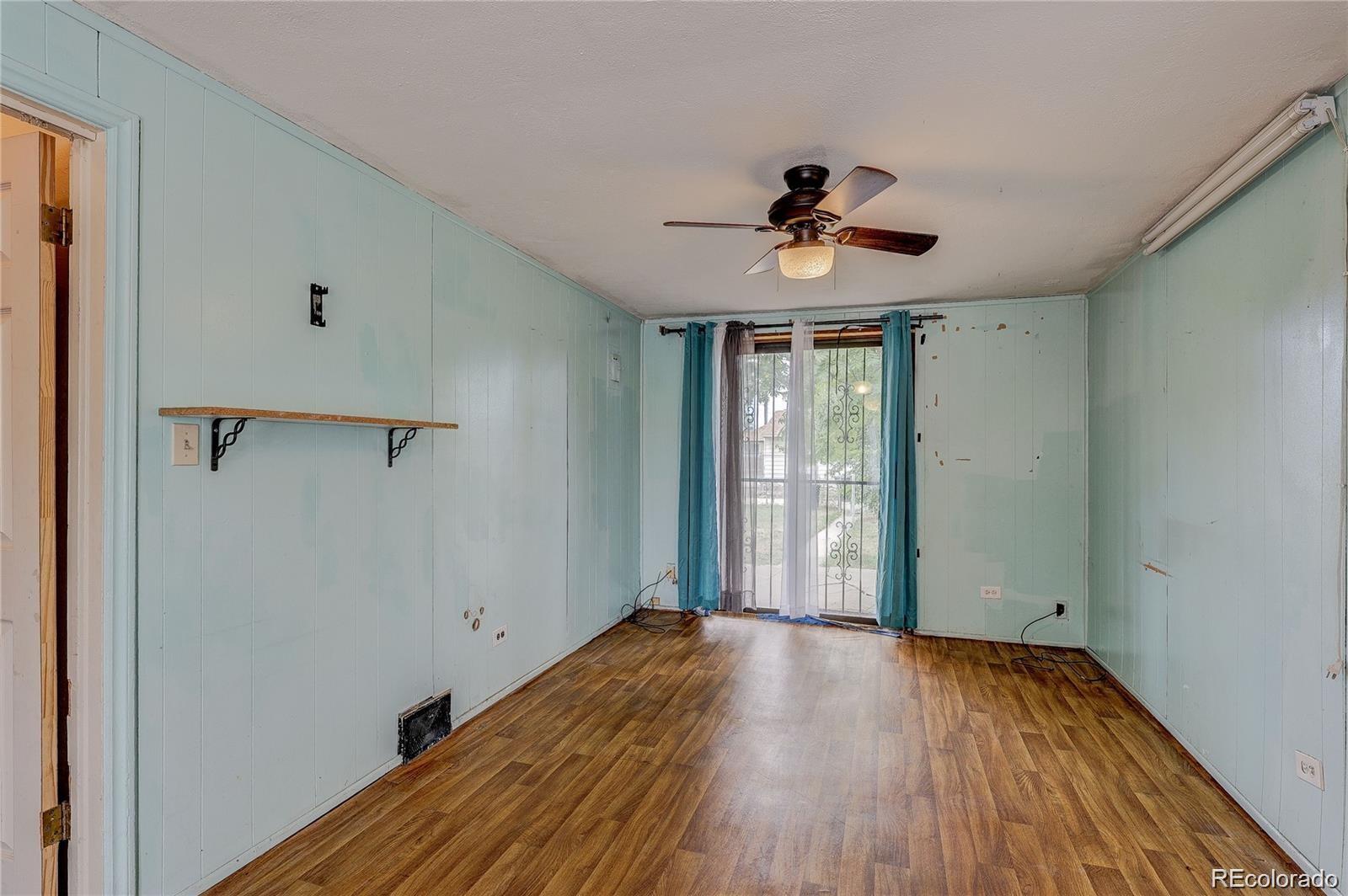 MLS Image #7 for 3398  newport street,denver, Colorado
