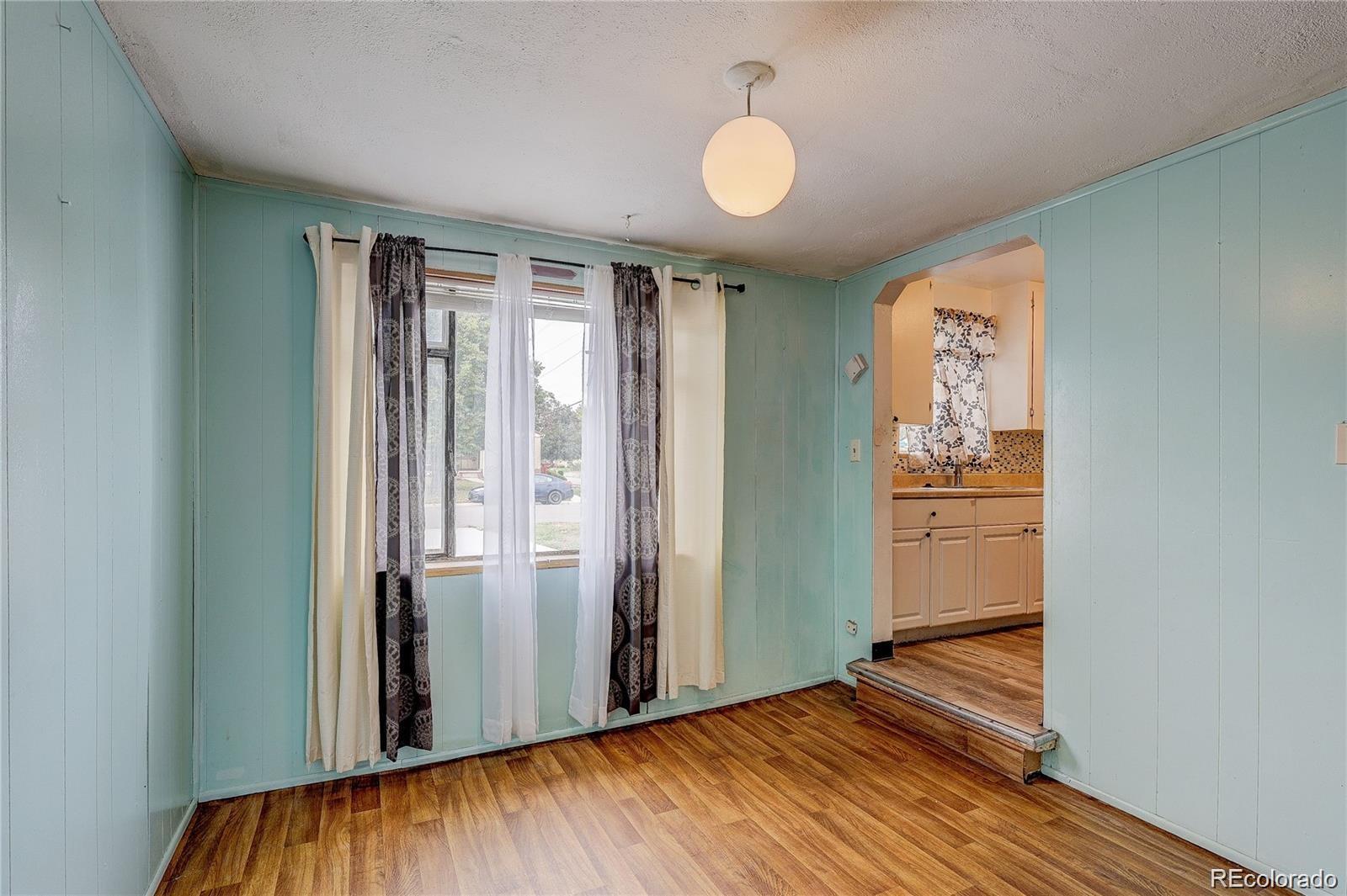 MLS Image #8 for 3398  newport street,denver, Colorado