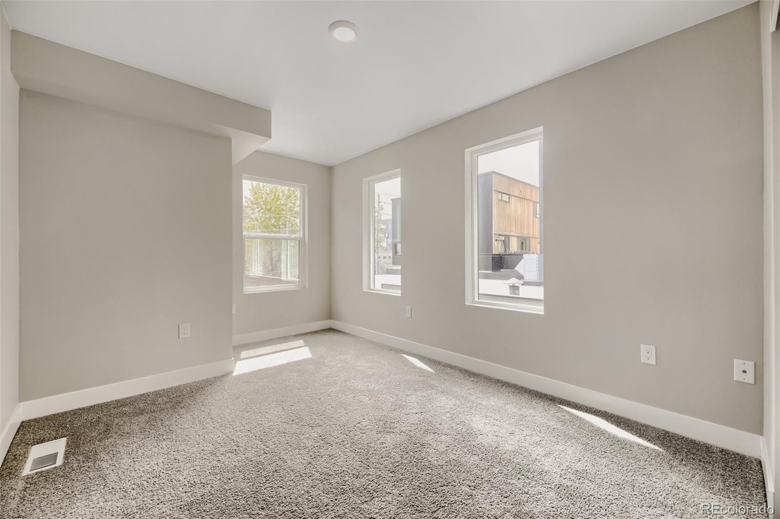 MLS Image #12 for 1642 n lafayette street,denver, Colorado