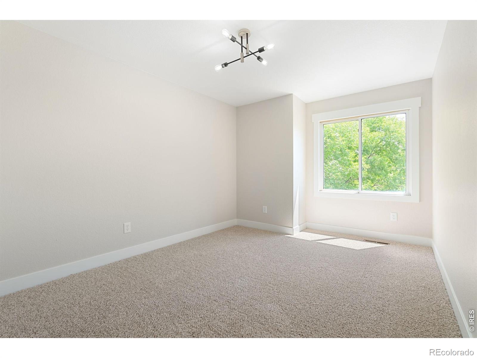MLS Image #15 for 2697 n empire avenue,loveland, Colorado