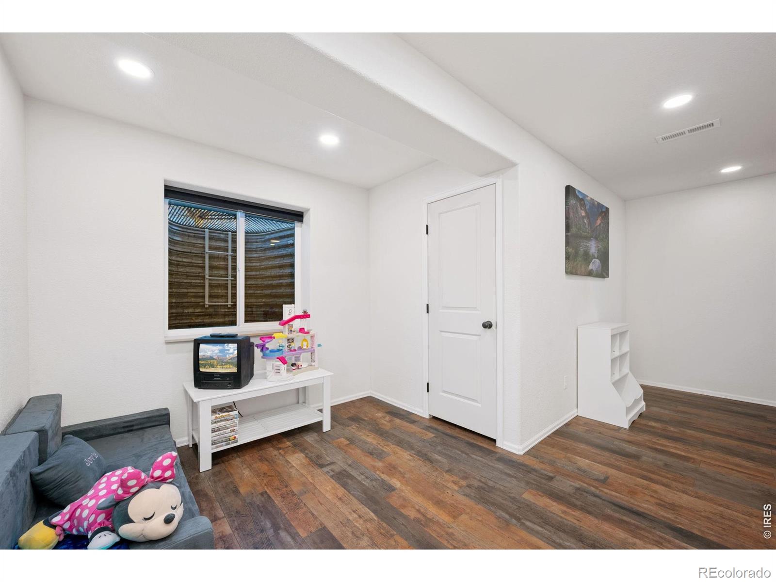 MLS Image #15 for 715  mt evans avenue,severance, Colorado
